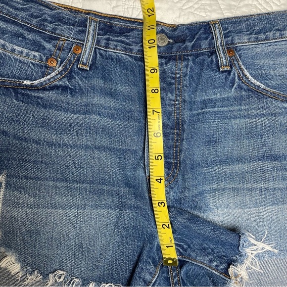 Levi’s Premium Denim 501 Cutoff Jean Shorts Size 32 - Picture 7 of 9